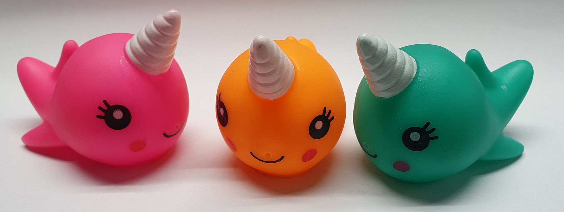 Badeente Einhornwal, 24 Stück – Bild 2