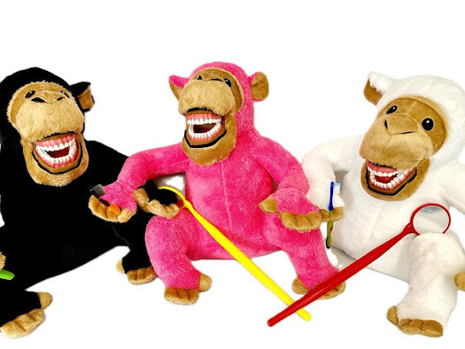 Demopuppe Affe (50cm pink) m. Gebiss, 1 Stück – Bild 3